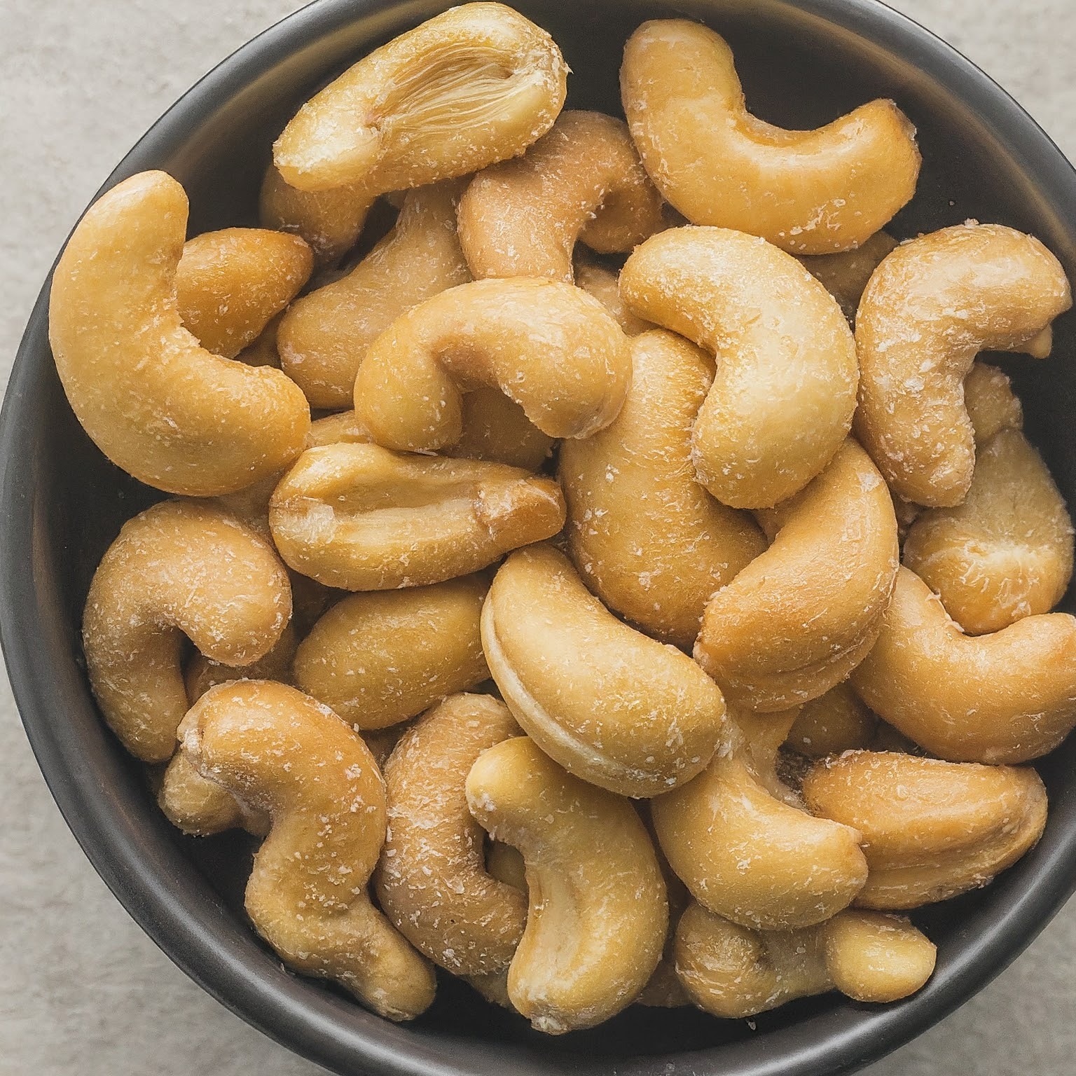 Cashews- Benefits, Side Effects & Details